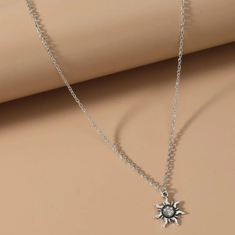 *Tiny* Sun Pendant Necklace - Picture 3 of 3